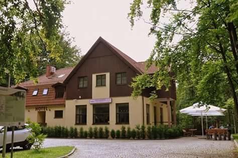 Willa Strzelnica Hotel Kościerzyna Exterior foto